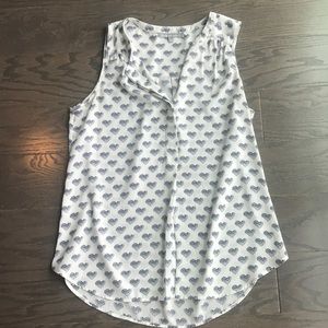 Stitch Fix heart print sleeveless blouse